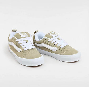 Vans knu skool