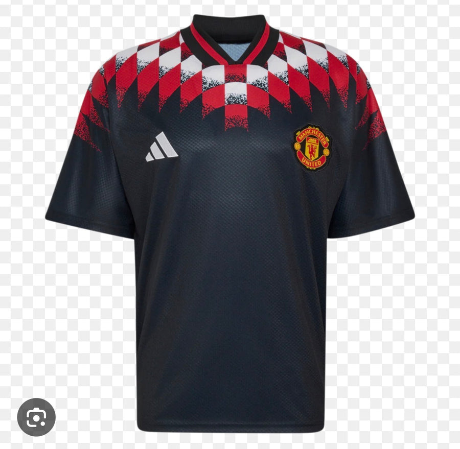 Adidas t-shirt x manchester united