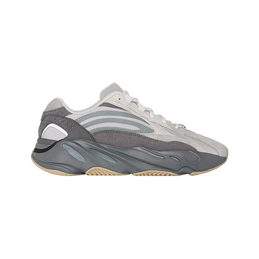 Adidas yeezy boost 700 tephra