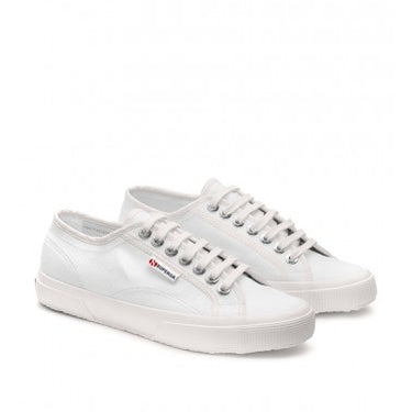 Superga 2750 emrata