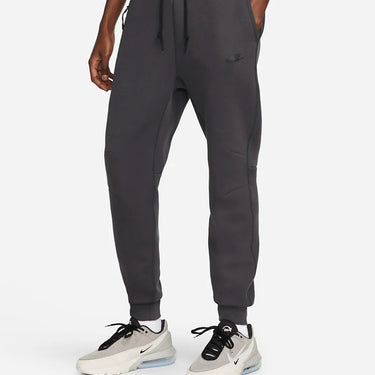 Nike pantalone tech grigio topo