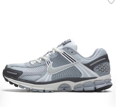 Nike zoom vomero 5