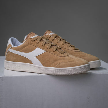 Diadora kick