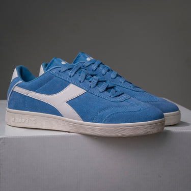 Diadora kick