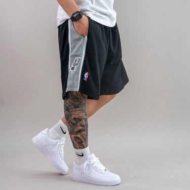 mitchell & ness short spurs