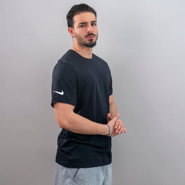 Nike t-shirt logo braccio