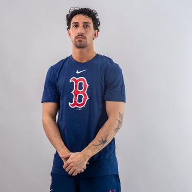 Nike t shirt boston