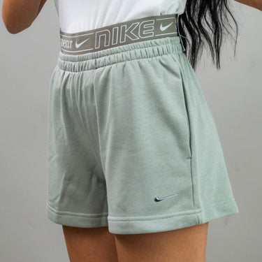 nike short elast