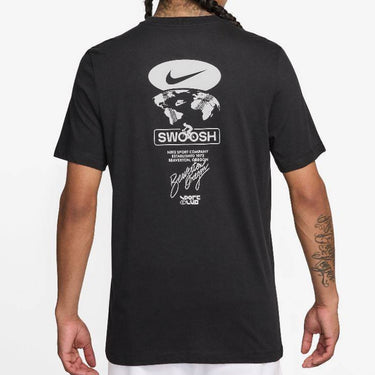 nike t-shirt swoosh