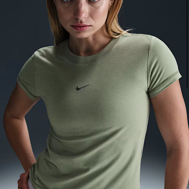 nike t shirt