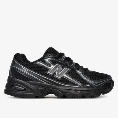 new balance 740