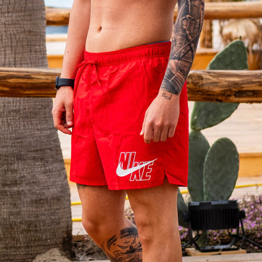 Nike costume logo scritta swoosh