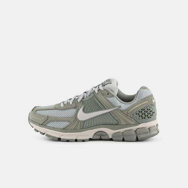 Nike zoom vomero 5