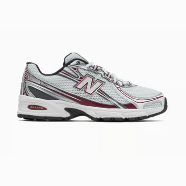 new balance 740