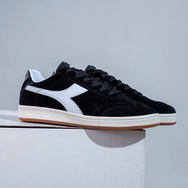 DIADORA KICK