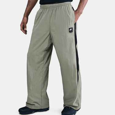 nike pantalone air