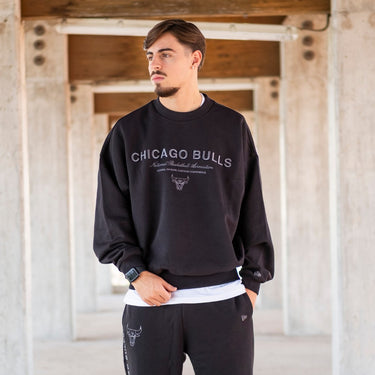 new era felpa girocollo bulls