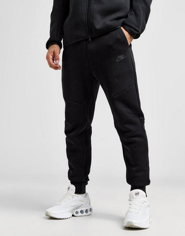 Nike pantalone tech