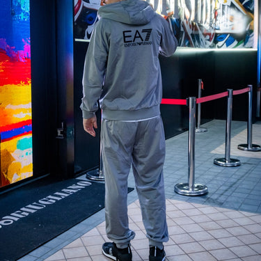 EA7 TRACKSUIT