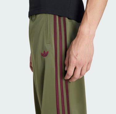 adidas pantalone