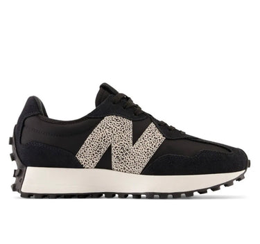 New Balance 327