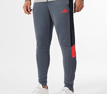 Adidas tuta completa