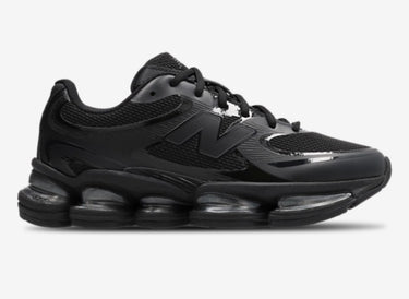 new balance 2000 total black