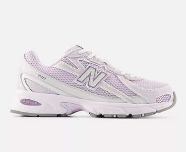 new balance 740