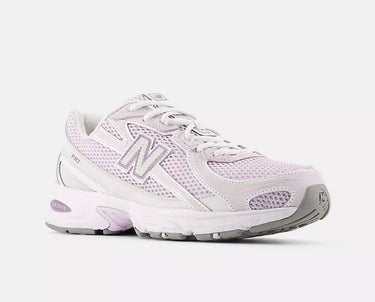 new balance 740