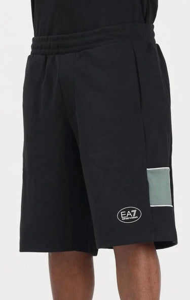 EA7 SHORTS