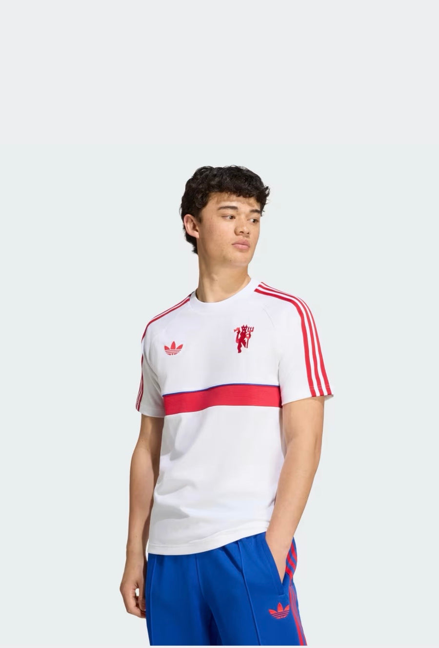 Adidas t-shirt manchester united