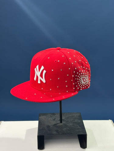 cap custom visiera dritta con strass