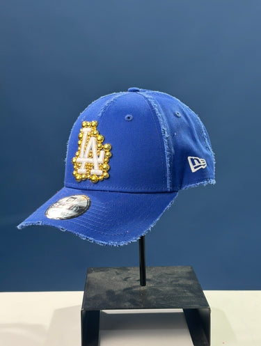 cap custom visiera curva borchie oro