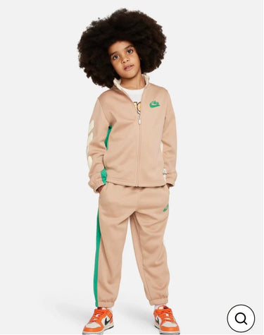 nike completo kids