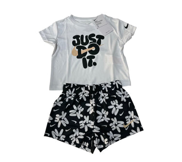 Nike completo kids mesi